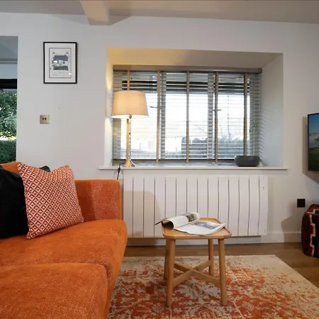 Willow Nook - Heaning - Brand New - Spacious - Rural Escape - Sleeps Two Apartment Windermere